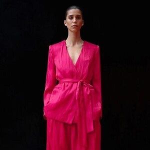 Zara metallic sheen crinkle effect lightweight double breasted pink blazer sz.L